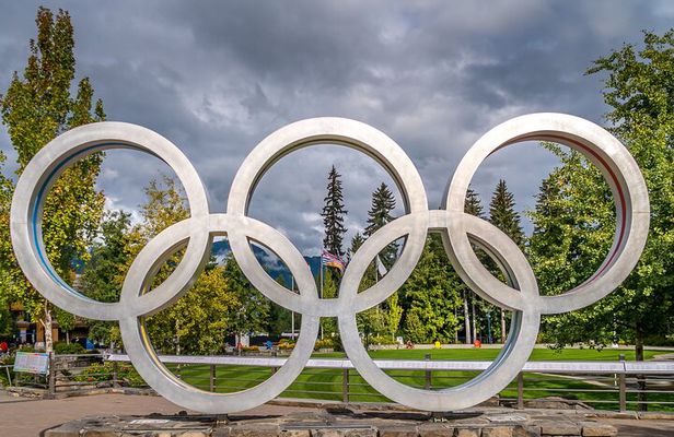 Whistler: Sea to Sky Gondola Shannon and Brandywine Falls Tour
