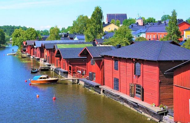 Helsinki City Highlights & Porvoo Old Town Heritage Guided Tour
