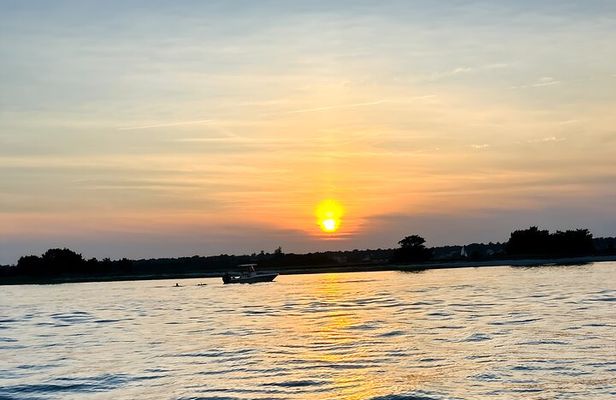 Wrightsville Beach Sunset Dolphin Tour