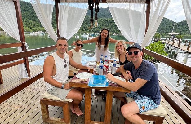 Private Boat VIP Paradise - Grand Island and RIO Transit