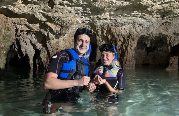 Tulum and Cenote Private Tour Ruins and Swimming