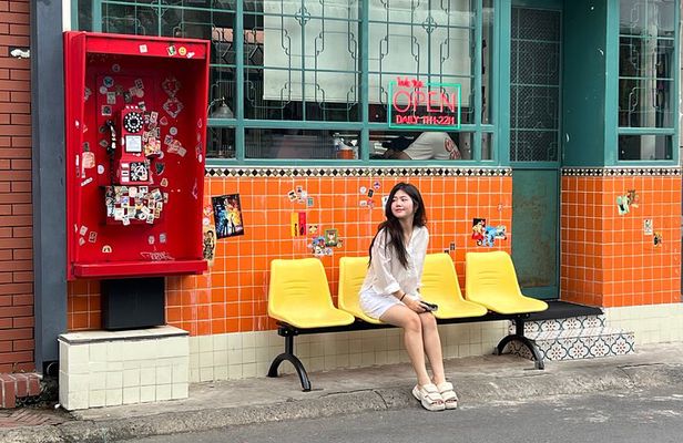  8-Hour City Tour: Hidden Gems, Local Life & Modern Saigon