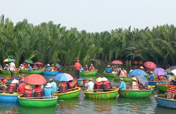 Discover Hoi An by Bamboo Basket and Lantern Boat