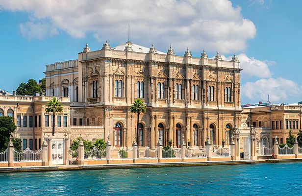 Guided Full Day Dolmabahce Palace and Bosphorus Tour