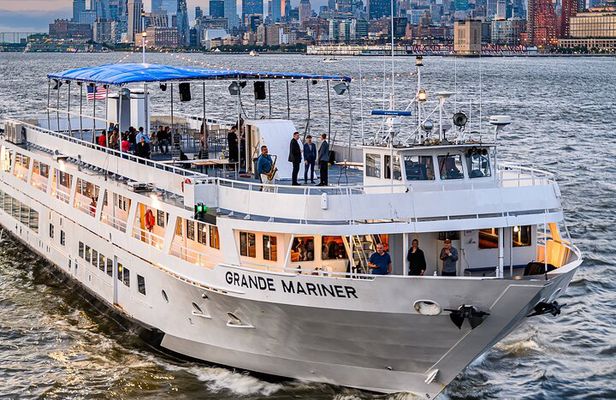 NYC Sunset Cruise: DJ, Dance and Live Music & Unforgettable Views