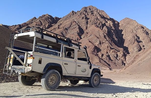 Morning jeep tour in Eilat mountains