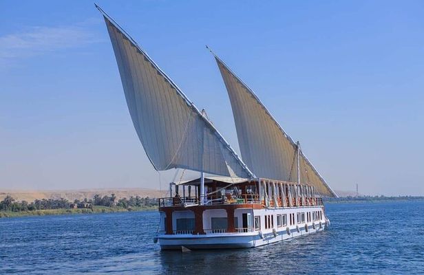 Mahrosa Dahabiya