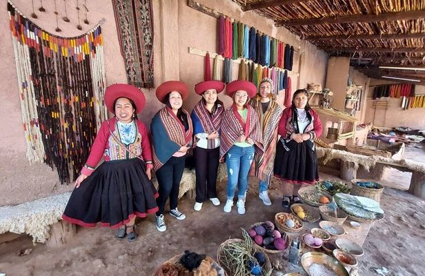Sacred Valley Full Day VIP Tour/Chinchero, Moray & Ollantaytambo