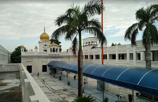 From Lahore 7 Days Guru Nanak Sikh Heritage Tour in West Punjab 
