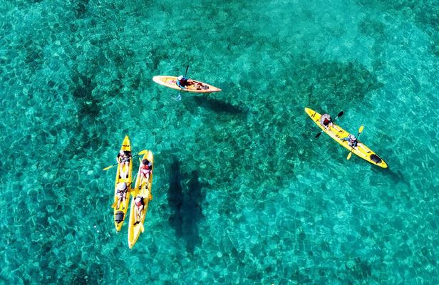 Explore Sutivan by Kayak Activity