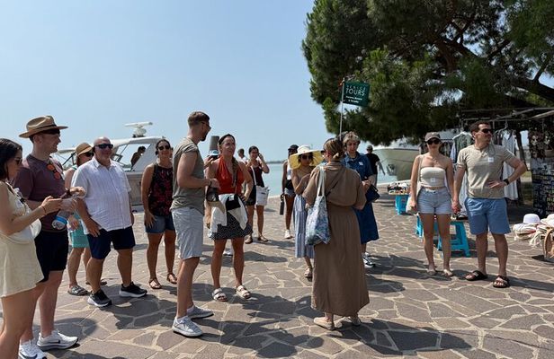 St. Mark's Basilica & Doge Palace + Murano, Burano Guided Tour