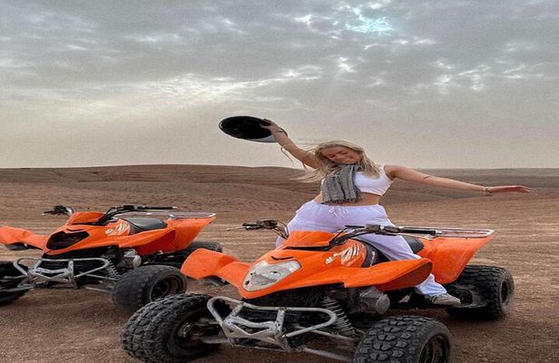 Dinner in agafay desert under the stars with camles&quad tour