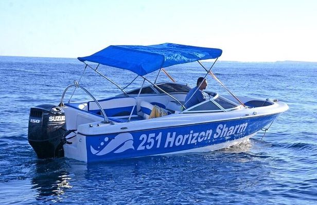 1 Hour Private Speedboat Ride Along the Shoreline -Sharm ElSheikh