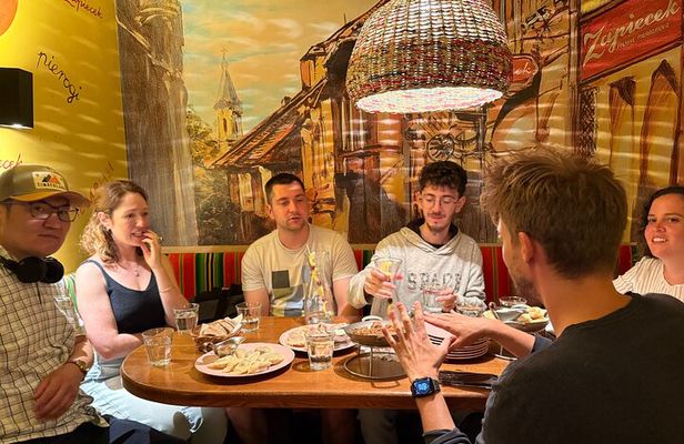 Warsaw Foodie Walking Tour: Taste Local Flavors and Stories