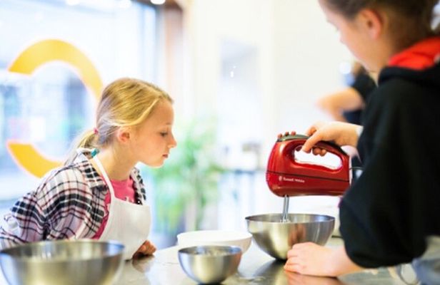 Fun Family Cooking Experience