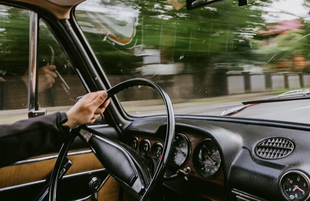 Soviet Riga: Vintage Car Tour & Everyday Life Experience