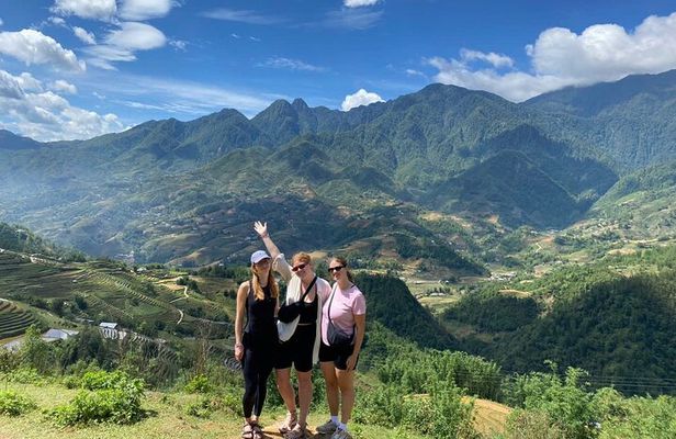 Trekking 2 days 1 night in Sapa by bus from Hanoi