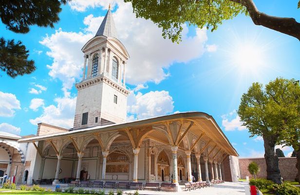 Istanbul MegaPass: Top Attractions incl. Public Transport