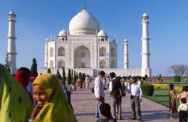  Skip-the-Line Private Tour to Taj Mahal and Agra Fort