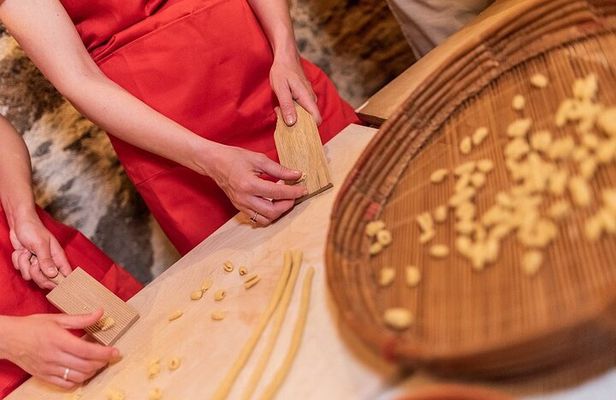 Blue Experience - Cooking Lesson " Make Pasta , Live Longer "
