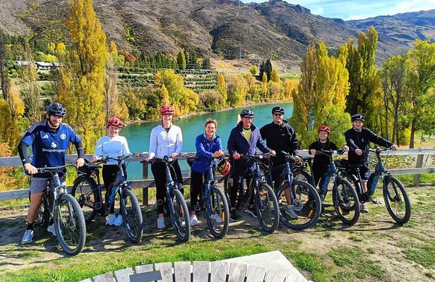 Queenstown - Private Family Group Bike Tour, Up to 11 E-bikes