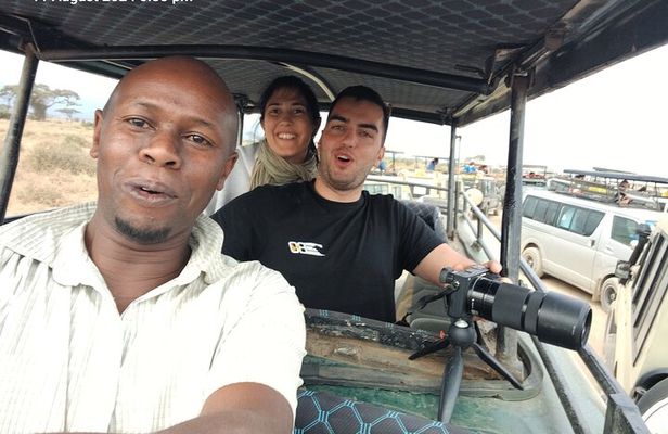 Half Day Jeep 4x4 Nairobi National Park Safari
