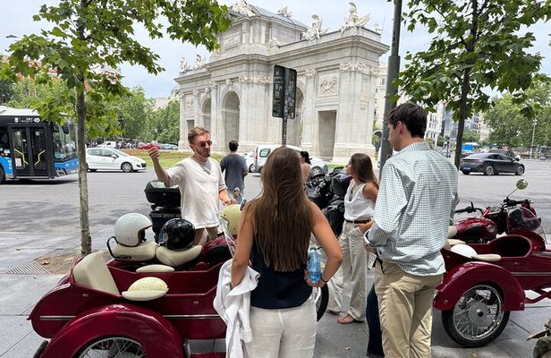 Madrid Highlights 1 hour Iconic Monuments by Sidecar