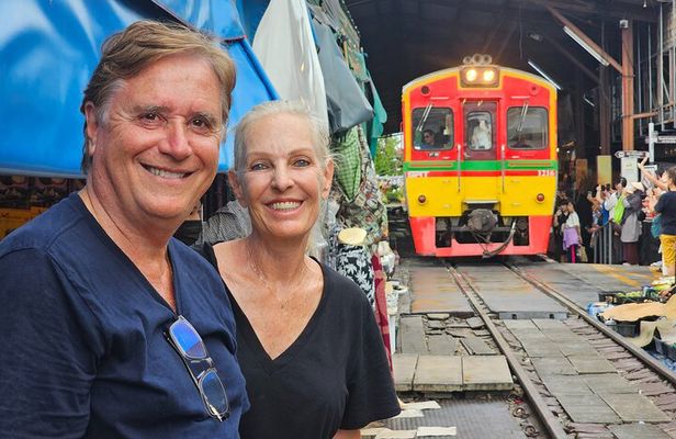 Private Railway Market and Floating Market