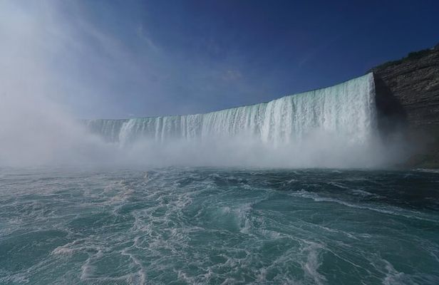 NYC to Niagara Falls Day Trip with Optional Maid of the Mist Ride