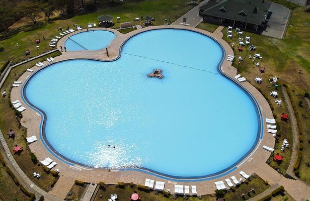 Private tour to Hell's Gate, Lake Naivasha and Spa