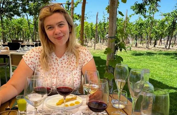 Pompeii Ruins Guided Tour with Entry, Dinner & Wine on Vesuvius