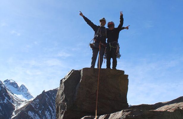 Rock climbing in Santiago, Chile