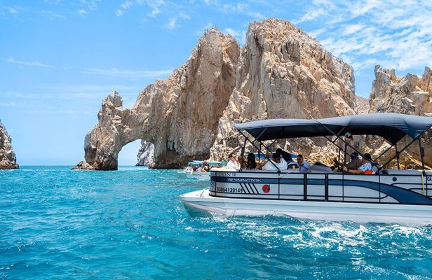 Luxury Boat Trip to the Arch