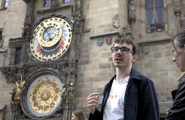 Secrets of Prague: Private Royal Route Adventure