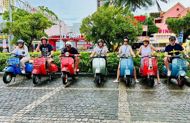Da Nang Nightlife: Food, Drink & Fun with Local Friends