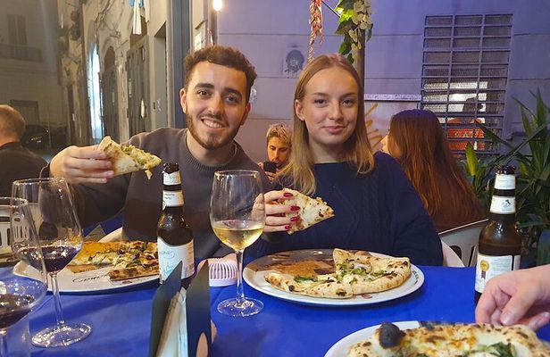 Naples Night Pizza & Street Food Experience (by Streaty)