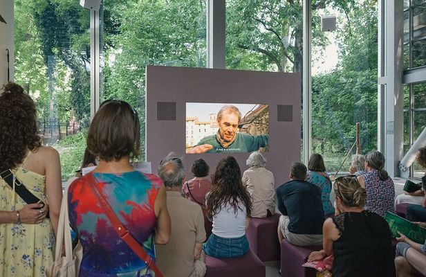 Fondation Cartier Private Guided Tour with Entry Tickets