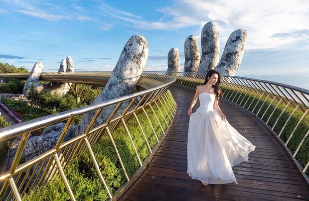 Private Trip to the Golden Bridge and French Village