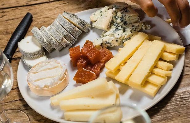 Eating Paris: Saint-Germain-des-Prés Food & Wine Tour