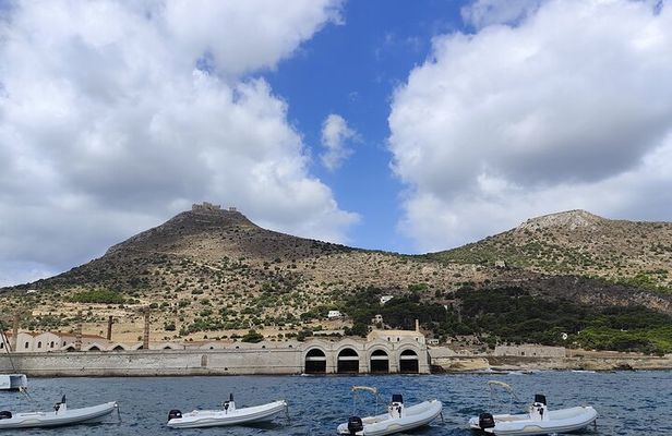 Bring your baby: a Favignana village baby friendly tour