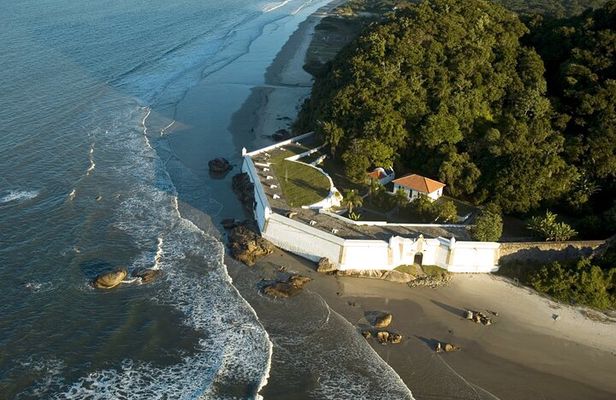 Island of Honey with train