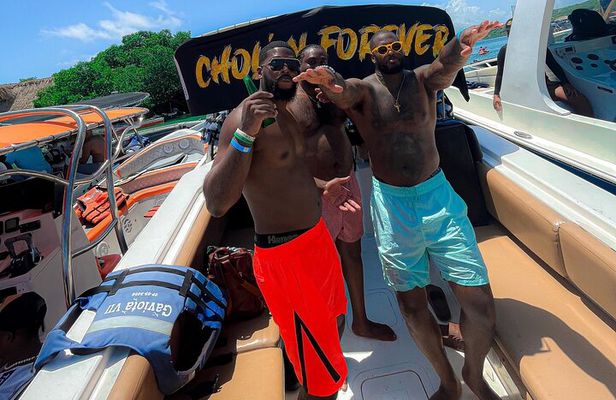Boat Party on Cholón Island