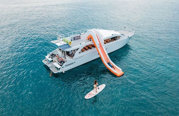 Full Day Phi Phi and Bamboo Islands Tour by Speed Catamaran