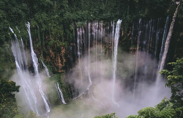 From Java : Tumpak Sewu, Bromo & Kawah Ijen – 3-Day