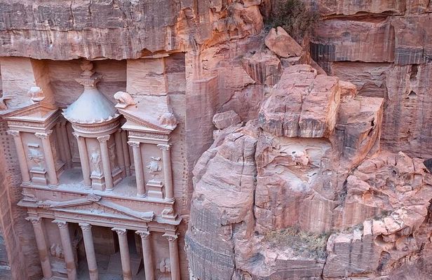 3-Hour Private Petra Tour: Siq, Treasury & Qasr Al-Bint
