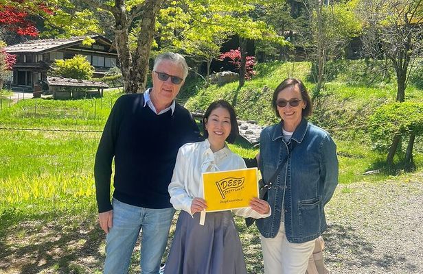 Hida Folk Village Guided Tour with Bus Transfer in Takayama