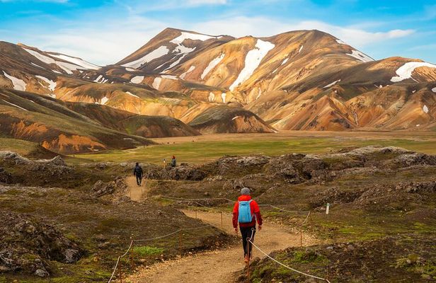 Landmannalaugar Guided Hike & Hot Springs - From Reykjavík