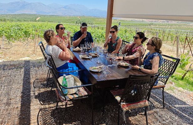 Private half day : Olive Oil, Wineries and Traditional Villages