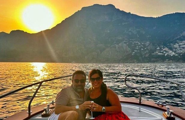 Semi-Private Sunset Boat Cruise: Drinks, Swim & Scenic Views