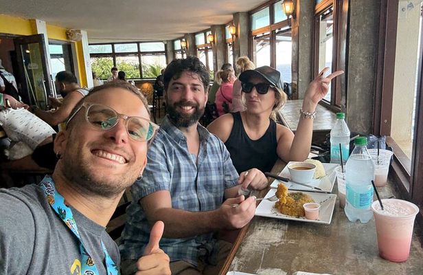 Old San Juan & La Perla: Authentic Food & Culture Tour